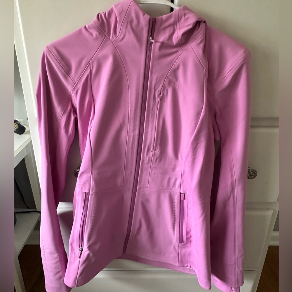 Lululemon Cross Chill Jacket *RepelShell
Dahlia Mauve